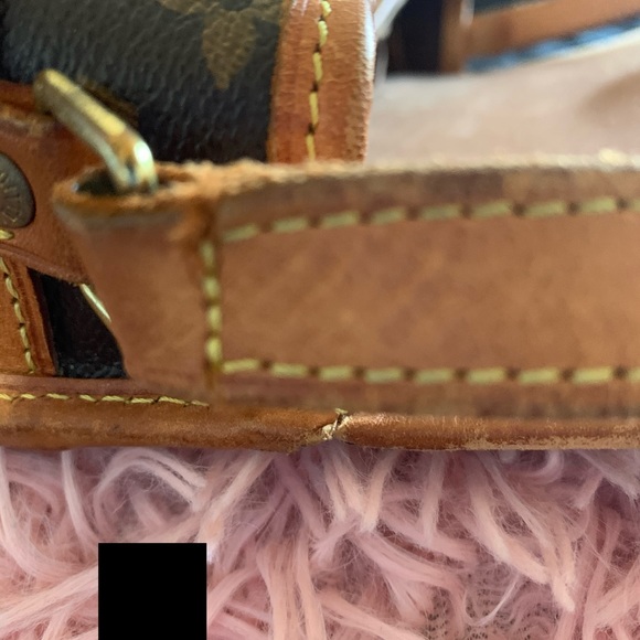 Sold Louis vuitton sologne crossbody bag - Picture 4 of 16